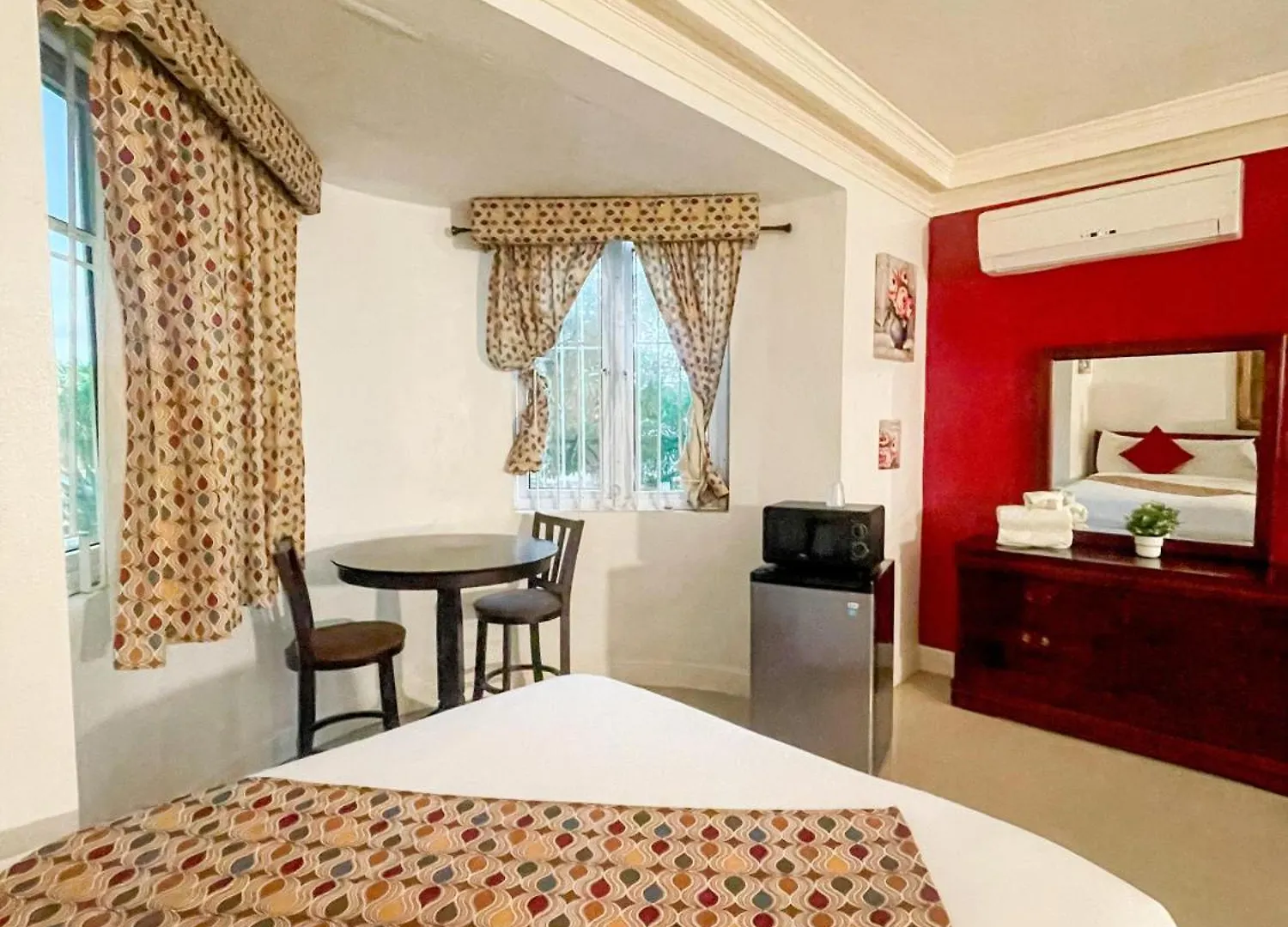 ***  Golden Palms House Bed & Breakfast Nassau Bahamalar