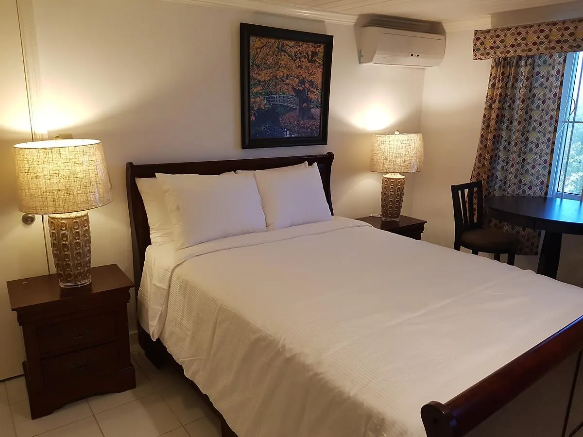 Golden Palms House Bed & Breakfast Nassau