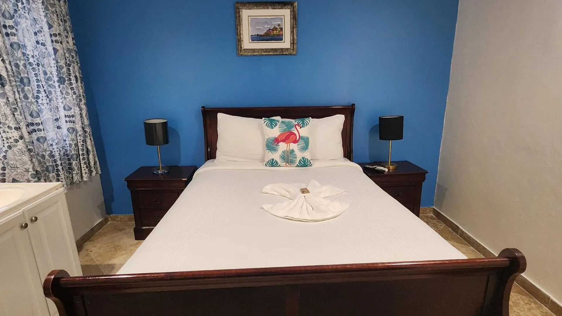 Golden Palms House Bed & Breakfast Nassau Bahamas