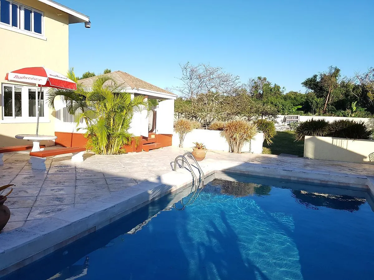 Golden Palms House Bed & Breakfast Nassau Bahamas