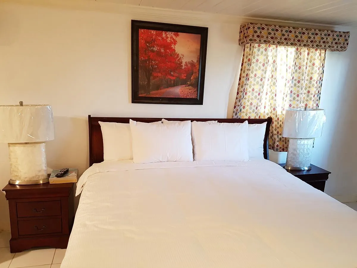 Golden Palms House Bed & Breakfast Nassau