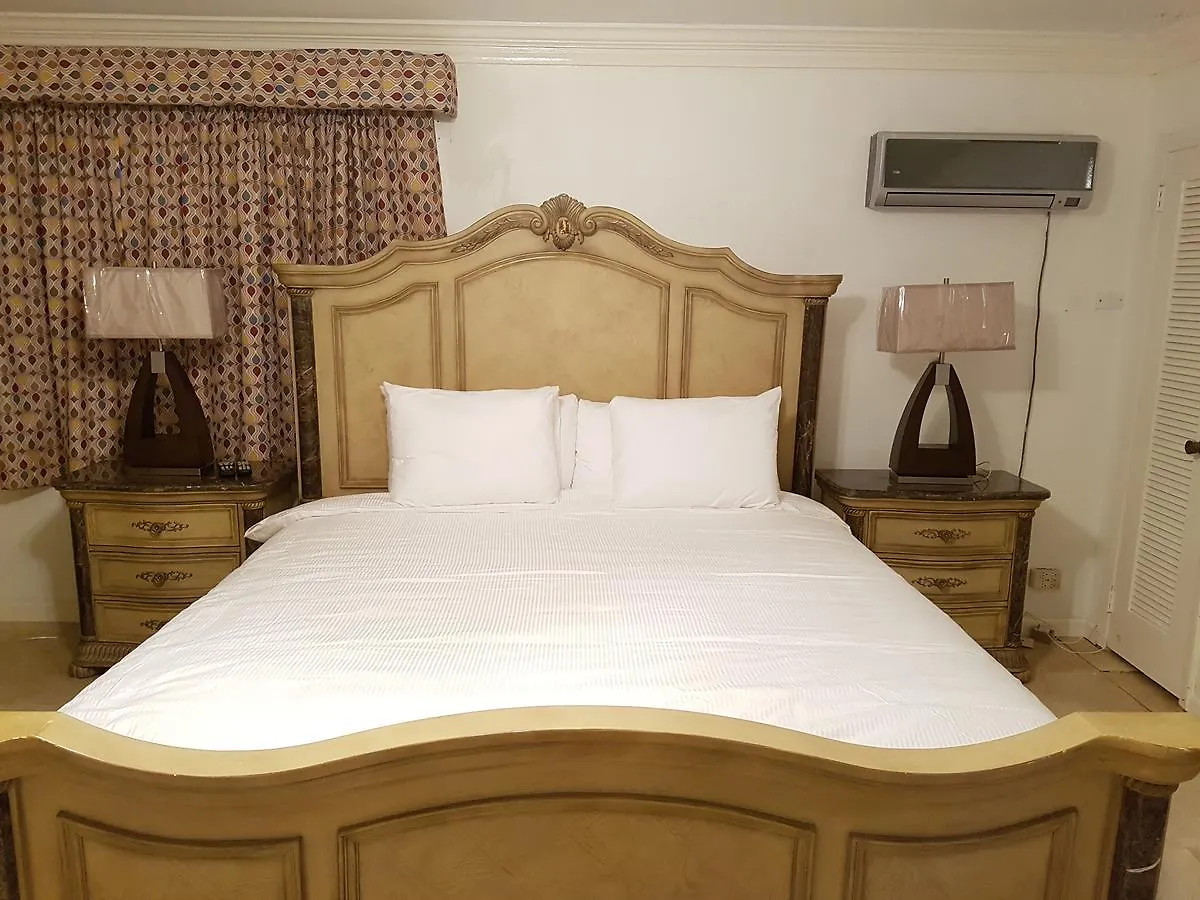 Bed and Breakfast Golden Palms House Nasáu Bahamas